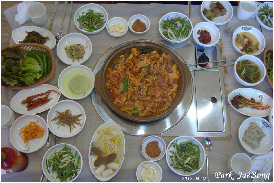 듬뿍식당 이미지