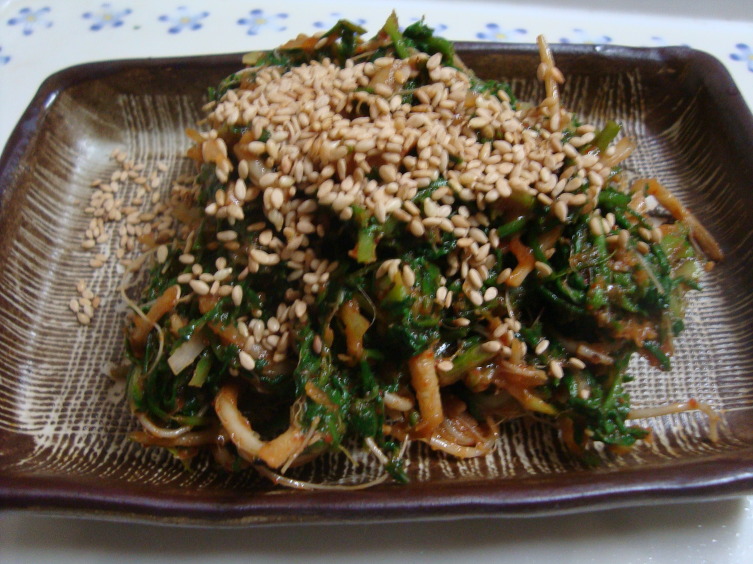 냉이와깻잎 이미지
