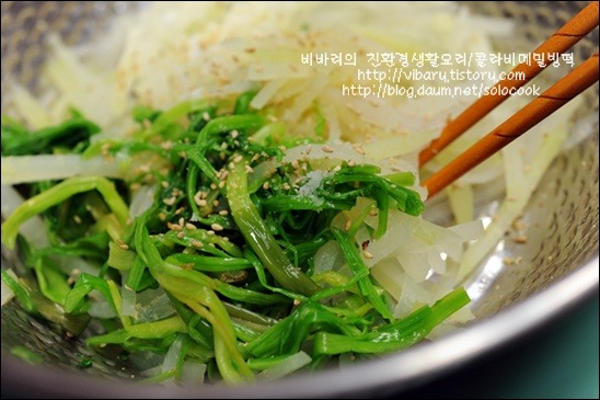 제주도의 특별음식 콜라비메밀빙떡과 옥돔구이