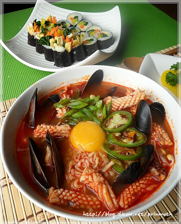 김밥꽁지 이미지