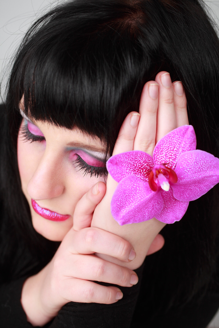 펌이나 염색없이 동안 헤어 연출하는 법