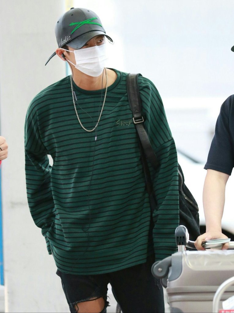 가수출신중 가장 연기잘한다고 생각하는 서인국 사복스타일.jpg | 인스티즈