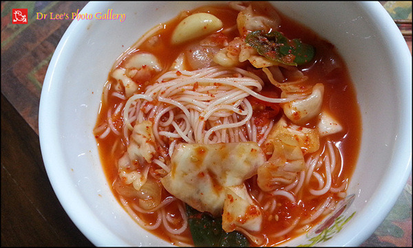 옛날멸치국수 이미지