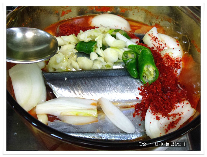 명품김치찌개 이미지