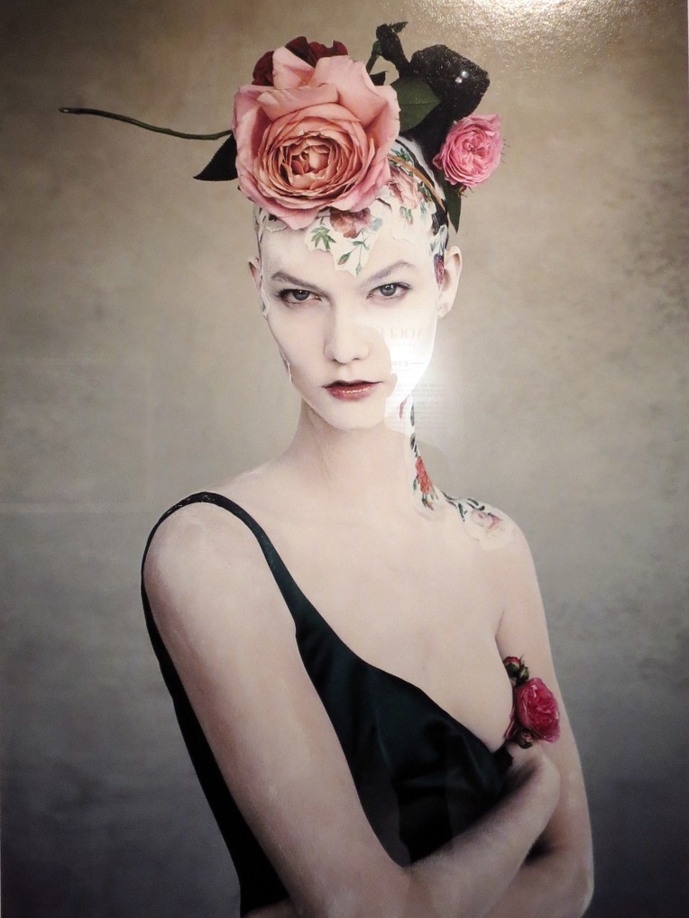 245F3D3C594FAA36132626