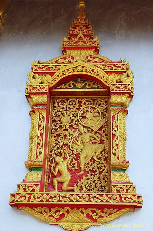 왓 농사원(Vat Nong Sikhounmuang)-2-한강의 꽃