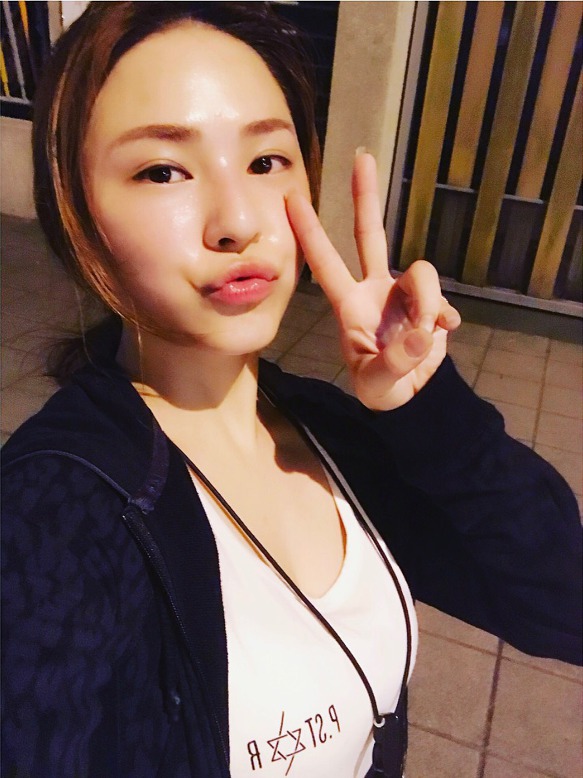 86년생 대만 최고의 가슴 줘유통 | 인스티즈